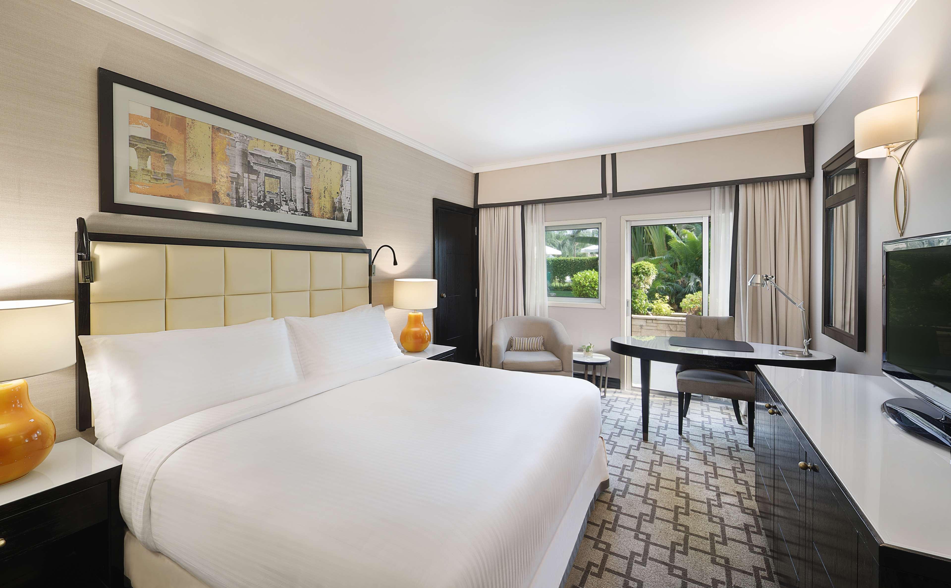 Hilton Cairo Heliopolis Hotel Bagian luar foto A guest room at the Conrad Punta del Este