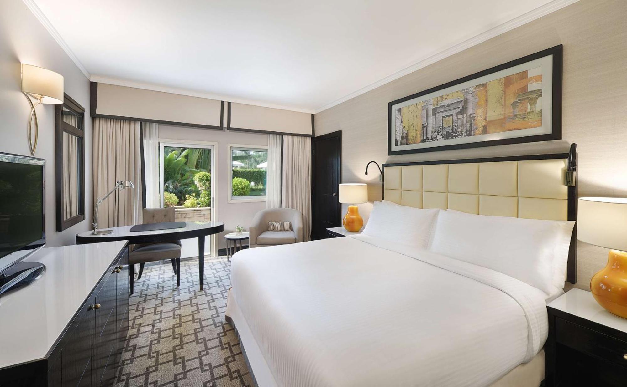 Hilton Cairo Heliopolis Hotel Bagian luar foto
